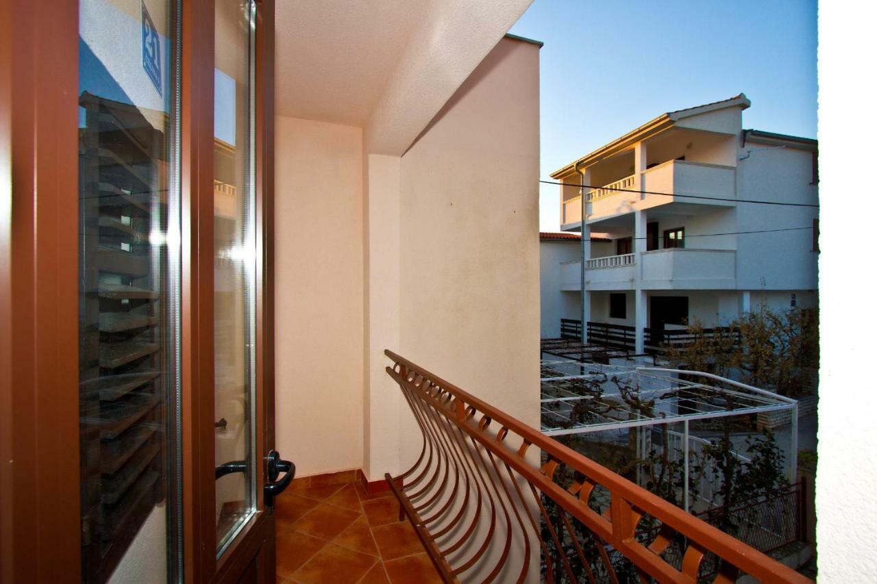 Apartments Antunovic Рогозница Экстерьер фото